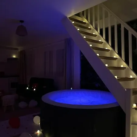 Duplex Avec Jacuzzi Proche Paris Et Roissy Cdg